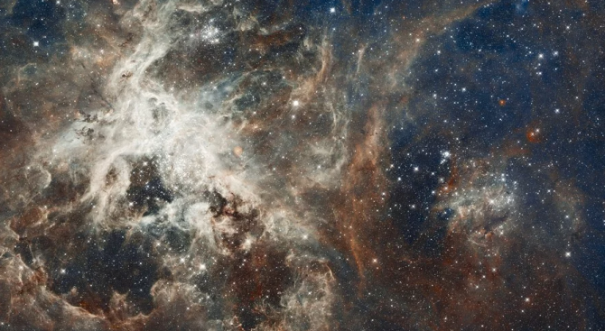 Огромна галактика „изгасна“ и учените не знаят защо
