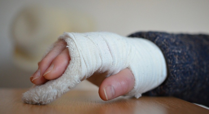 Лекар от "Пирогов" разкри какви са най-честите травми заради поледиците 