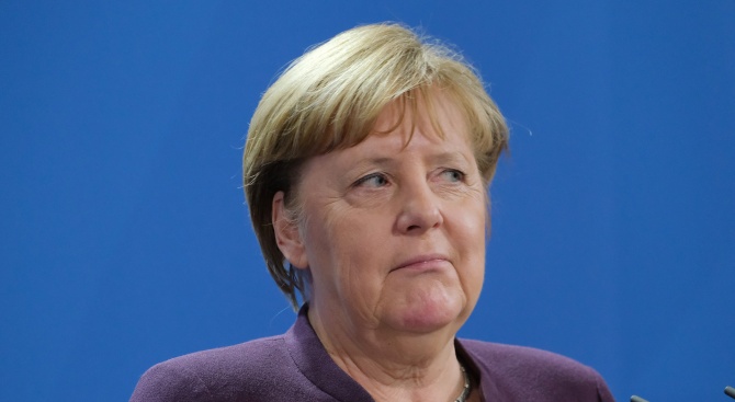 "Алтернатива за Германия" подава жалба срещу Меркел заради нейни изявления по повод кризата в Тюрингия