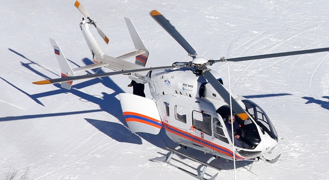 Хеликоптер с 10 души кацна аварийно в Русия