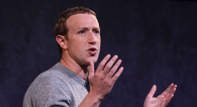 Шефът на Фейсбук се срещна с еврокомисари, за да обсъдят регулацията на технологичните гиганти
