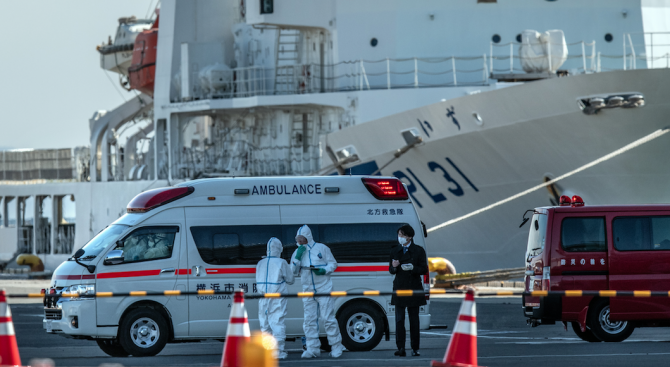 Пътници започнаха да напускат корабa "Даймънд принсес" след края на опасността от коронавируса