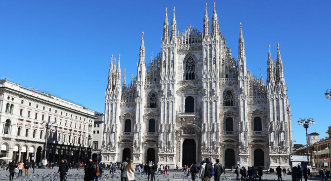 Миланската катедрала отново отвори врати