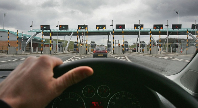 Експерт: От тол системата ще дойдат пари за пътна безопасност