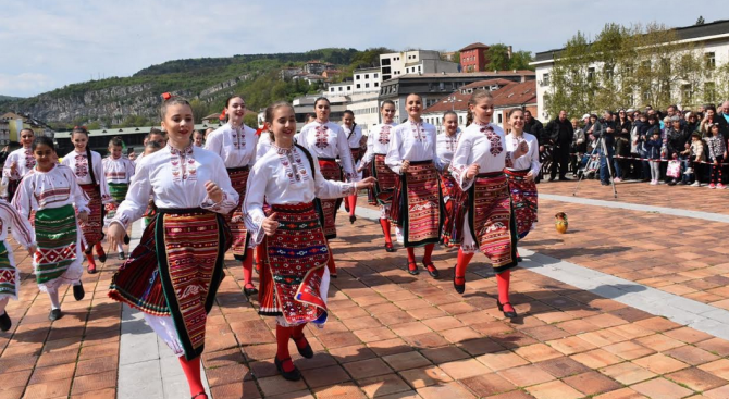 Община Ловеч е готова за Пролетния празник "Цветница 2020"