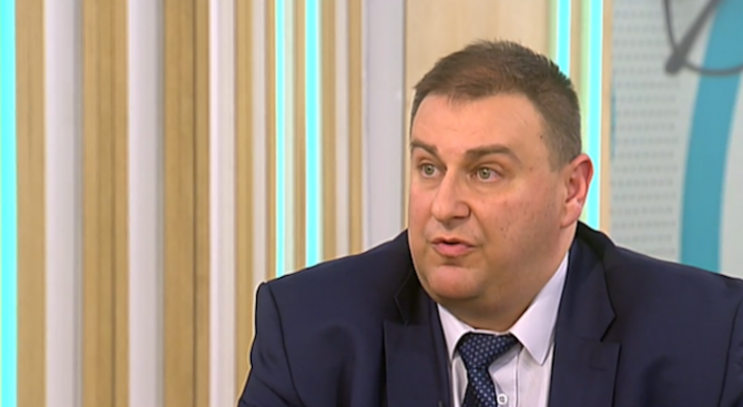 Емил Радев: България ще поиска от ЕС пари за охраняването на границата