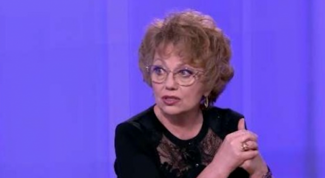 Валерия Велева: Радев се самоизолира, пропусна няколко шанса да покаже, че е водачът на нацията