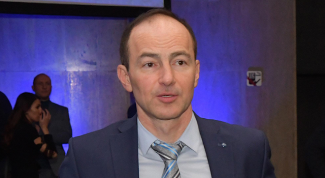Андрей Ковачев: ЕС създава резерв, от който ще се купуват медицинска апаратура и лекарства