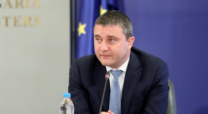 Горанов: 4,5 милиарда лева ресурс ще бъде впрегнат в полза на бизнеса и самонаетите лица