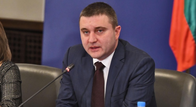Владислав Горанов: Отпускат се 1.5 млрд. лв. за запазване на заетостта
