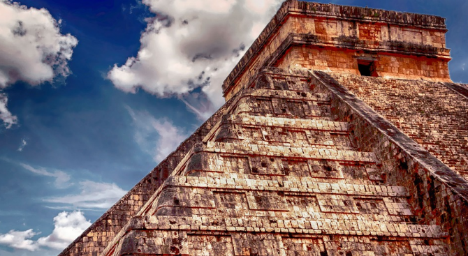 Разкриха подробности за жертвоприношения в цивилизациите на маите и ацтеките 