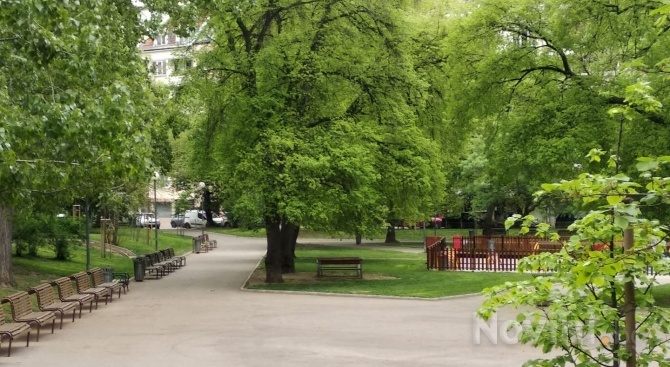 Няма струпване на хора по парковете в София въпреки почивния ден и хубавото време