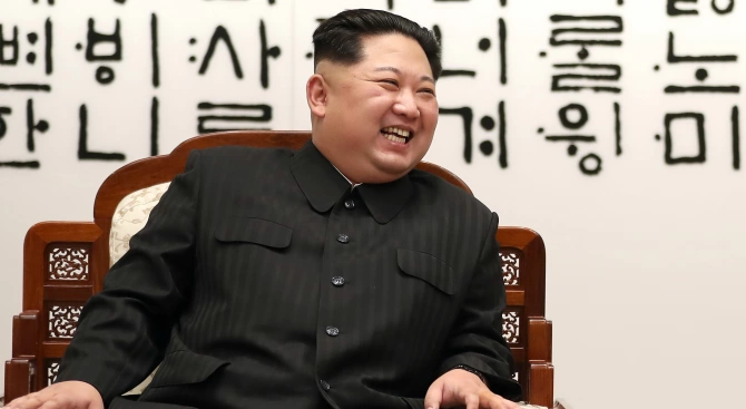 Севернокорейският лидер Ким Чен Ун е жив и здрав обяви