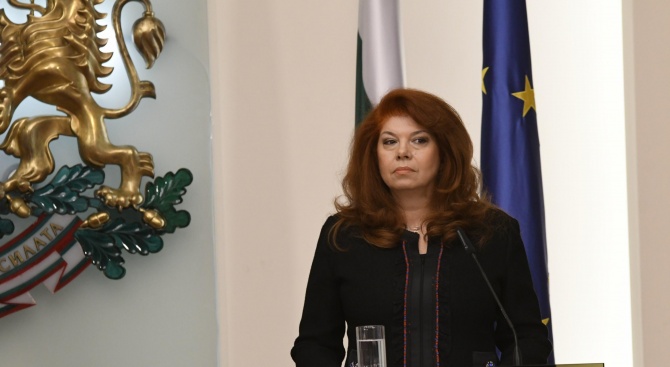 Вицепрезидентът към българите в чужбина: Да празнуваме заедно Кирило-Методиевото дело