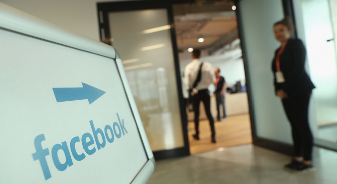 Facebook ще позволи на служителите си да работят от домовете си до края на 2020 г.
