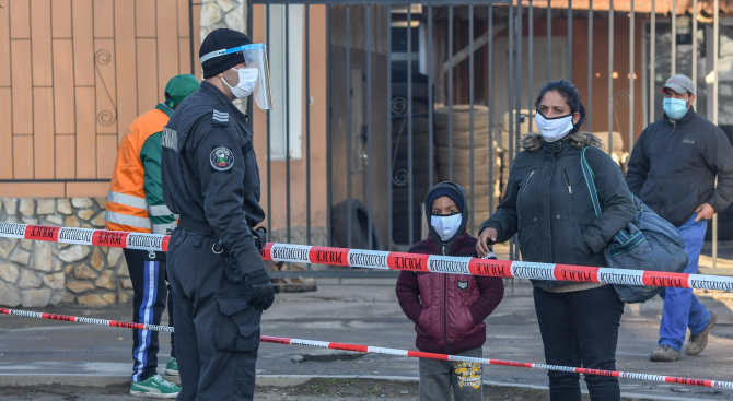 32-годишен мъж е бил намушкан с нож при свада между ромски фамилии 