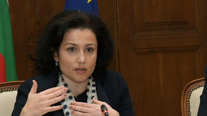 Десислава Танева: Църквите и манастирите ще могат да кандидатстват за още 14 млн. евро за реставрация
