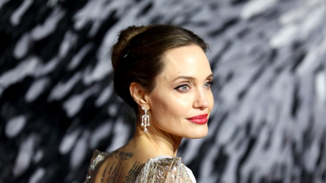 Анджелина Джоли навърши 45 години