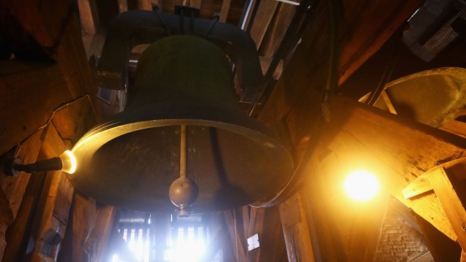Задигнаха 100-килограмови камбани  от храма в село Изворово