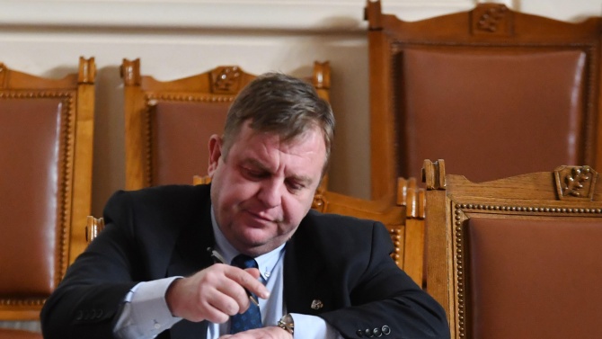 Каракачанов: Правителството е стабилно