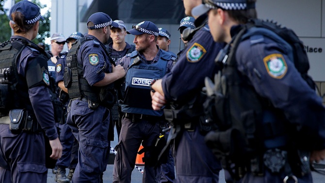 В Австралия разследват груб арест на абориген
