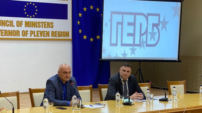 Цветомир Паунов: Морално е изключените от ГЕРБ съветници в Плевен да напуснат Общинския съвет