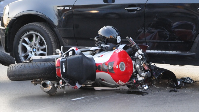 Мотоциклетист пострада при катастрофа в Дупница 