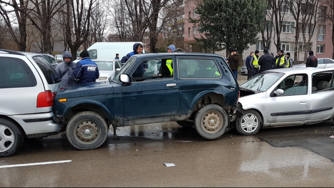 Верижна катастрофа в Труд 