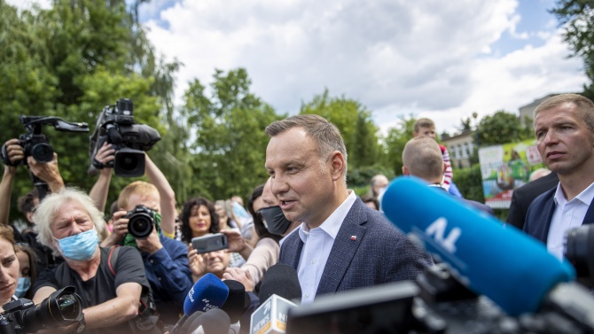 Анджей Дуда печели президентските избори в Полша