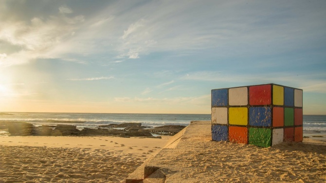 Индиец подобри световния рекорд за редене на кубчета на Рубик под вода