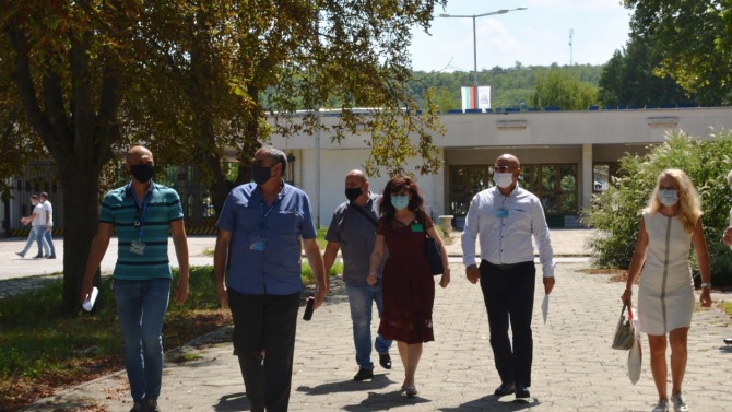 Емил Димитров посети Държавно предприятие „Радиоактивни отпадъци“ в Козлодуй