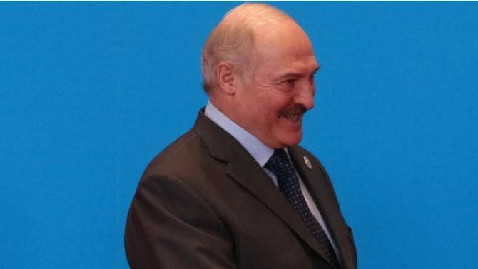 ЕС: Трябва да преговаряме с Лукашенко