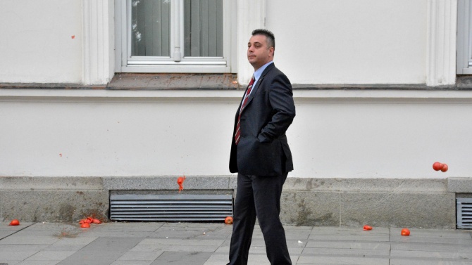 Проблем ли е оставката на Данаил Кирилов за коалицията ГЕРБ-Обединени патриоти?