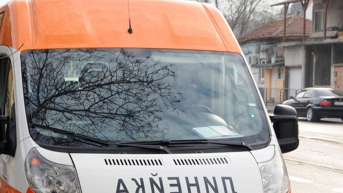 Линейка мина през крака на жена в монтанско село