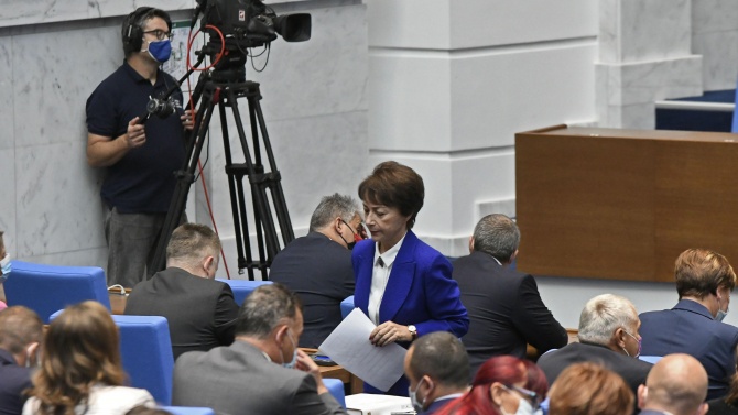 Депутатите събраха кворум, започнаха с обсъждане на допълнение в бюджета на НЗОК за 2020 г.