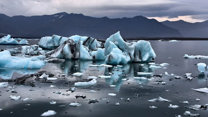 Ново изследване предвижда стряскащо покачване на морското ниво заради топенето на ледниците