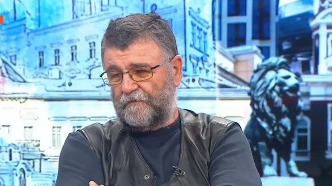 Писател: Протестиращите, които хвърлят храна и не уважават хорския труд ли искат да управляват?