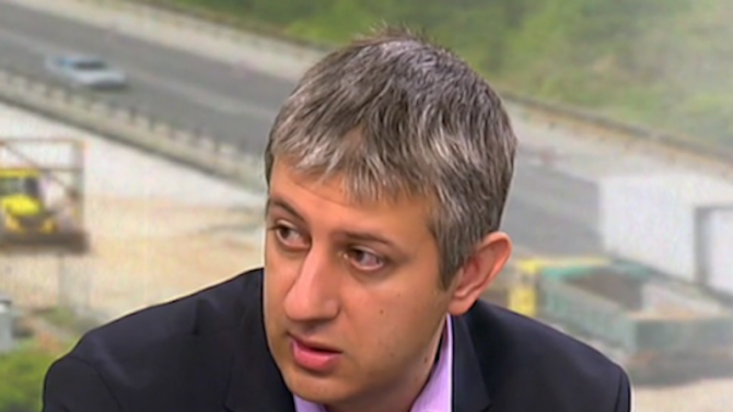 Инж. Иван Досев: Около 90 млн. лв. ще струва ремонтът на платното на АМ „Тракия“ в участъка Чирпан – Стара Загора