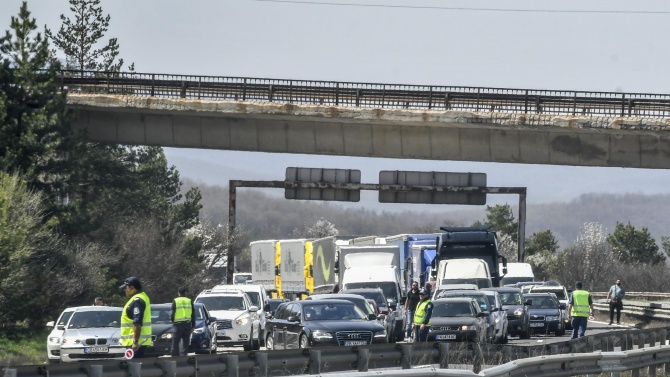 След тежката катастрофа: Движението по пътя Велико Търново - Габрово е нормализирано