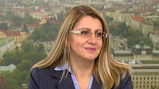 Десислава Ахладова: Внесли сме законопроект, предвиждащ независим прокурор, който да разследва главния