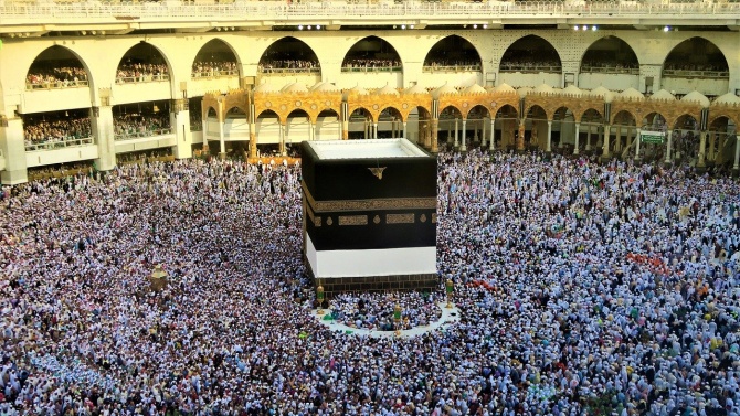 Отново се подновява целогодишното поклонничество в Мека 