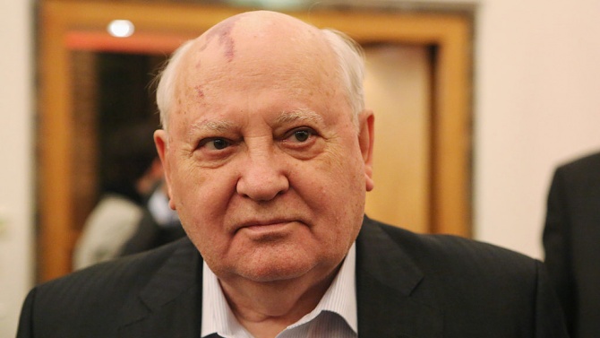 Михаил Горбачов посети предпремиерно представление на спектакъл, посветен на него