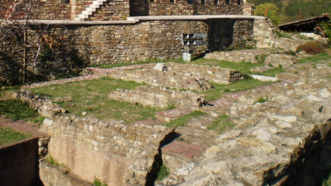 Археолози откриха следи от най-ранното обитаване на крепостта Кария при нос Шабла 