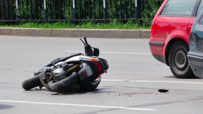 Мотоциклетист пострада заради куче 