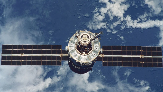 Новият екипаж на МКС ще занесе на борда техника за локализиране на изтичането на въздух