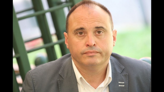 Румен Гълъбинов пред novini.bg: Икономиката ни е повалена, може да имаме и рецесия с двойно дъно