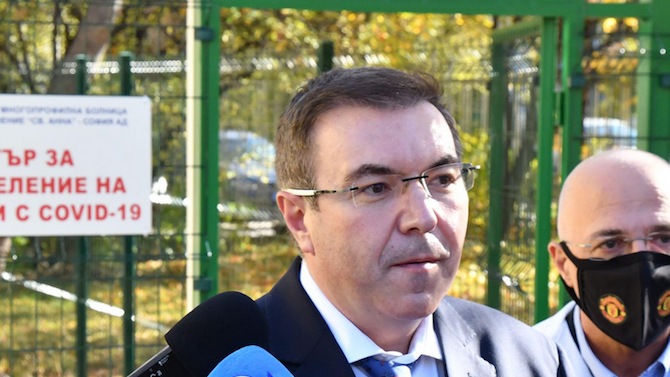 Министър Ангелов с призив към всички българи за справяне с кризата