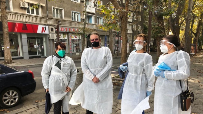 Трета седмица, всеки ден, всички депутати от ГЕРБ-Бургас и ...