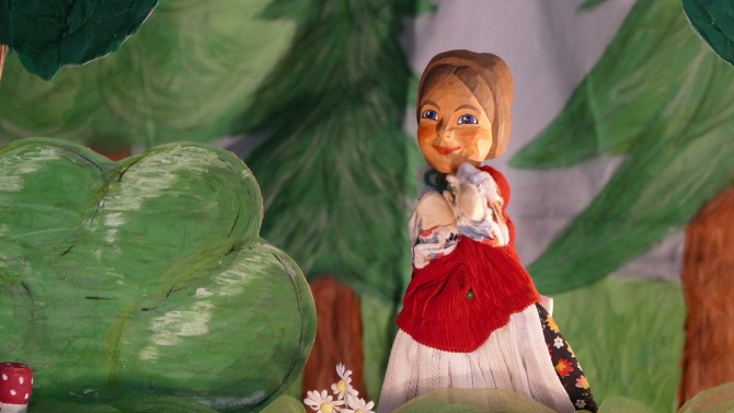 Кукленият театър в Плевен продължава да радва децата