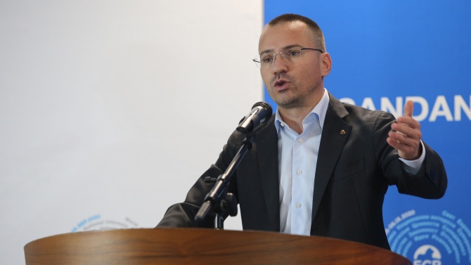Джамбазки организира дискусия за новите глобални заплахи
